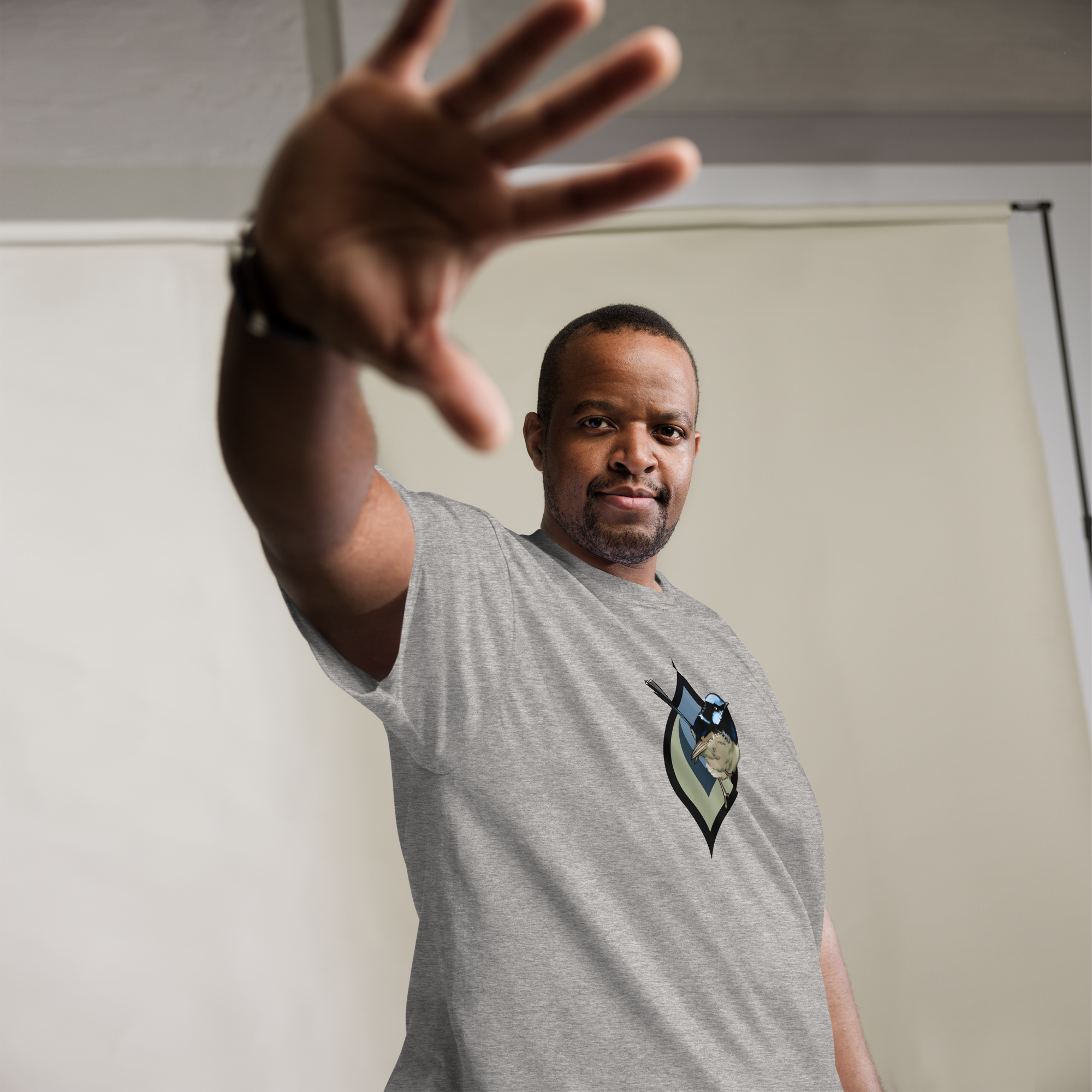 Fairy Wren Bird T-Shirt – Minimalist Nature Art Tee | Unisex Cotton Shirt